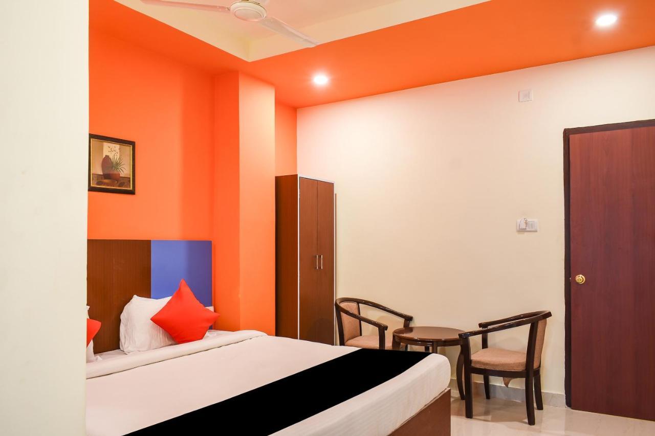 Capital O 67249 Hotel Planet Bhubaneswar Zewnętrze zdjęcie