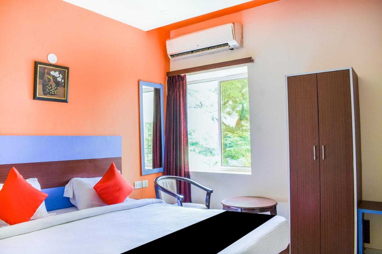 Capital O 67249 Hotel Planet Bhubaneswar Zewnętrze zdjęcie
